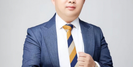 【陜西省優(yōu)秀企業(yè)家風(fēng)采】陜西玉祥燃?xì)饧瘓F(tuán)有限公司總經(jīng)理蘇新勝