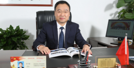 【陜西省優(yōu)秀企業(yè)家風(fēng)采】陜西凌云電器集團(tuán)有限公司黨委書記、董事長(zhǎng)李中健