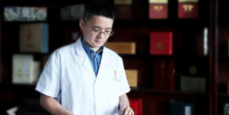 涇渭茯茶董事長(zhǎng)胡歆 入選“2022年度行業(yè)影響力人物”