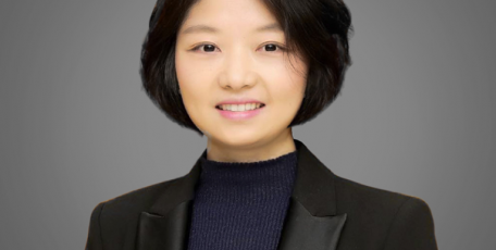 第八屆陜西省優(yōu)秀企業(yè)家風(fēng)采 ——西安銀橋乳業(yè)（集團(tuán)）有限公司 總經(jīng)理  劉萍